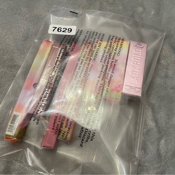 New! 7 pc lip beauty bundle colourpop too faced revlon 27629 - Picture 6 of 6